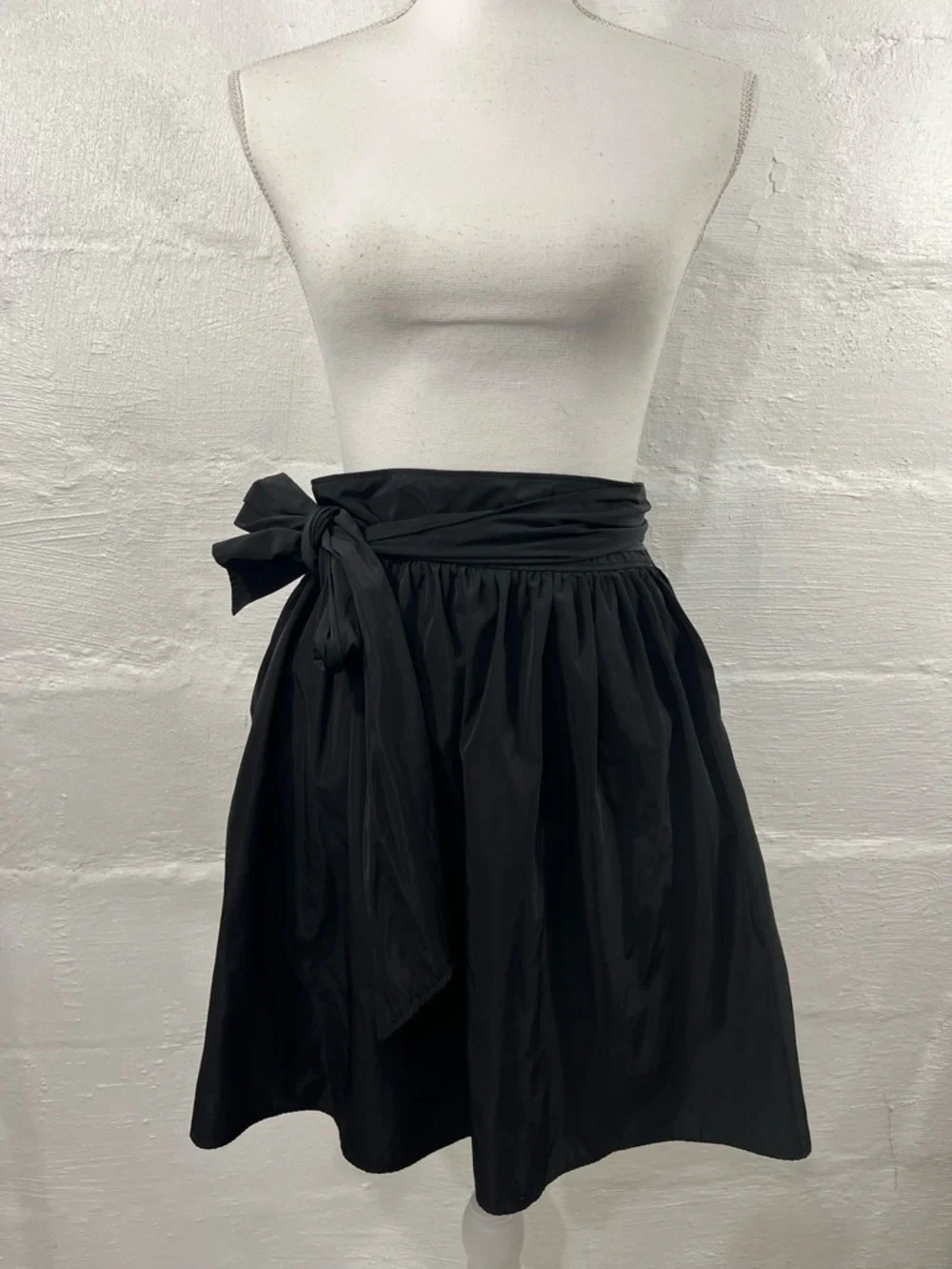 EXPRESS TAFFETA BOW A LINE SKIRT